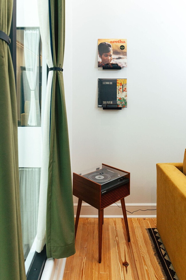 Foto del edificio - 1911 3rd Ave N