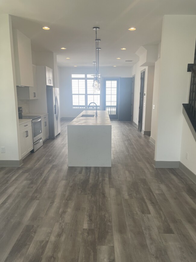 Foto del edificio - 1223 Hardee St NE