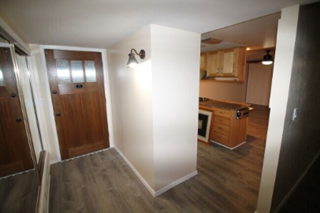 Foto del edificio - Beautiful Eastside Home