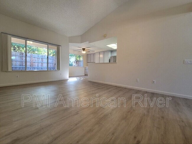 Foto del edificio - 3408 Stoney Rd