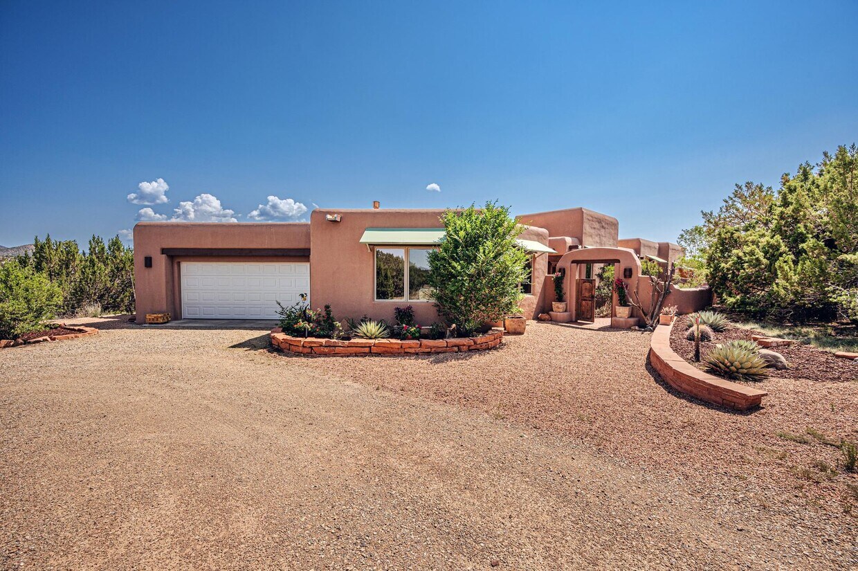 83 Lamy Rd, Lamy, NM 87540 House Rental in Lamy, NM