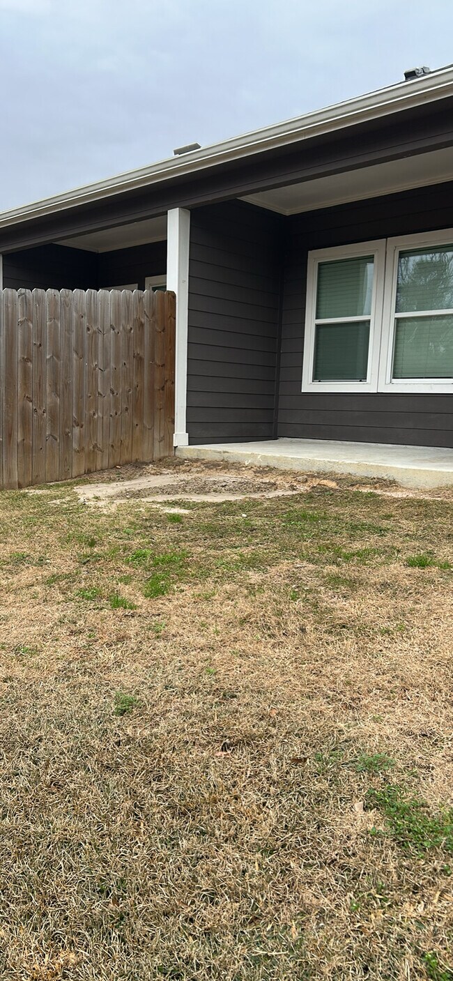 Foto del edificio - 21377 W Wallis Dr