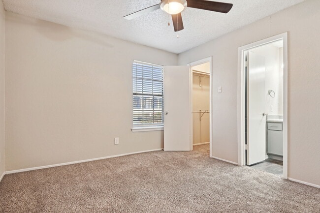 B3 - Blakely Apartments