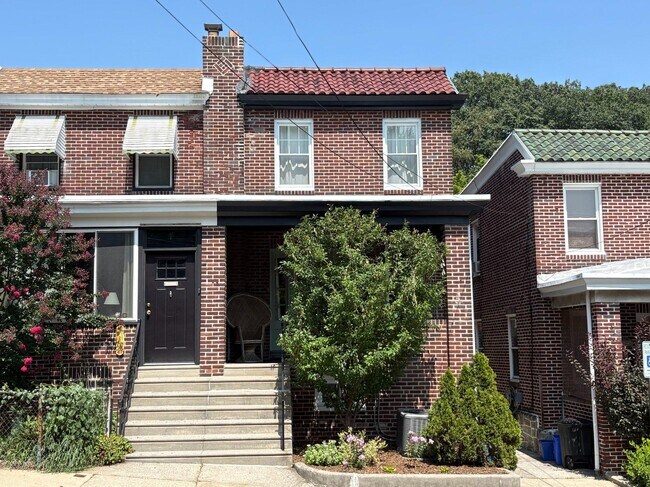 Foto del edificio - 4625 Silverwood St