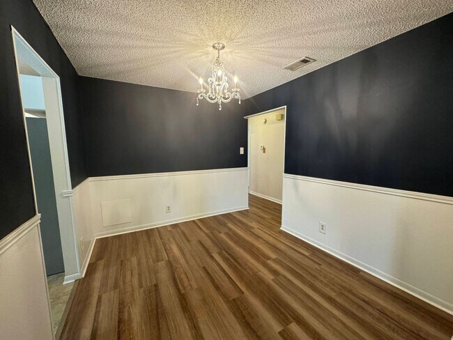 Foto del edificio - 3-Bedroom House for Rent in Killeen