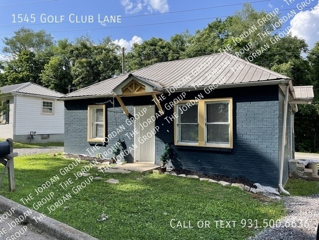 Building Photo - 1545 Golf Club Ln
