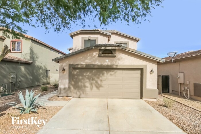 Foto principal - 1354 E Leaf Rd
