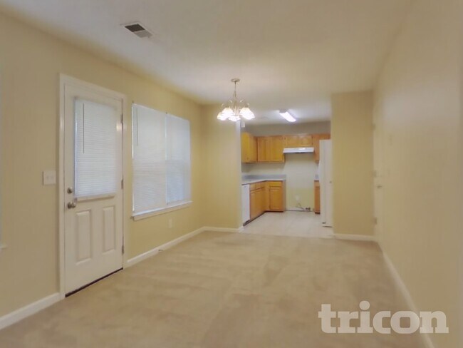 Foto del edificio - 3853 Sunview Dr NW