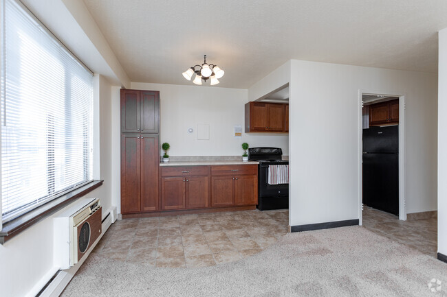 2BR, 1.5BA - Remodeled - Lake Summit