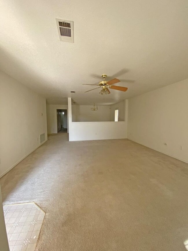 Building Photo - Lovely 3bd/2ba in Killeen TX, Near Fort Hood