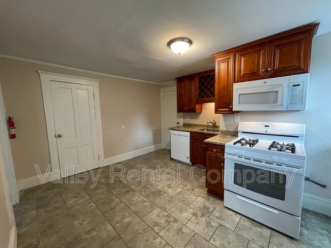 Foto del edificio - 200 King St