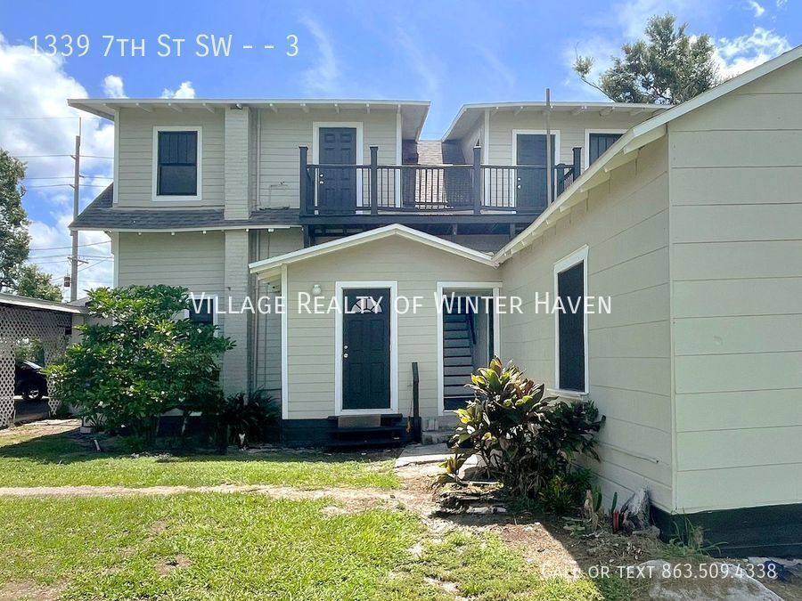 Primary Photo - Sunny 1-Bedroom Apartment on the 2nd Floor...