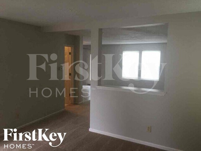 Foto del edificio - 5702 N Jefferson Dr