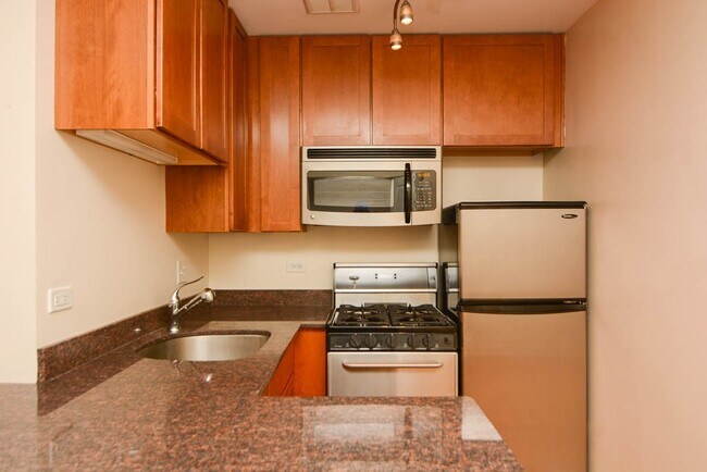 Foto del edificio - 628 W Wrightwood Ave