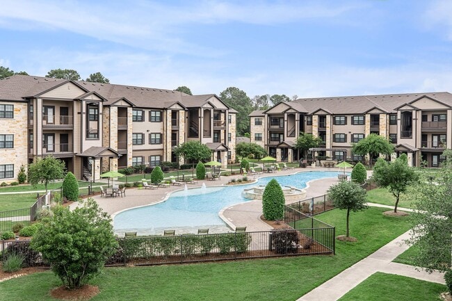 Willow Creek Apartments