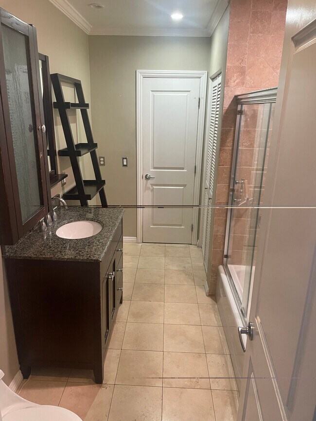 Foto del edificio - 7560 Hollywood Blvd