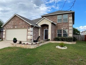 Building Photo - 3206 Lipizzan Dr