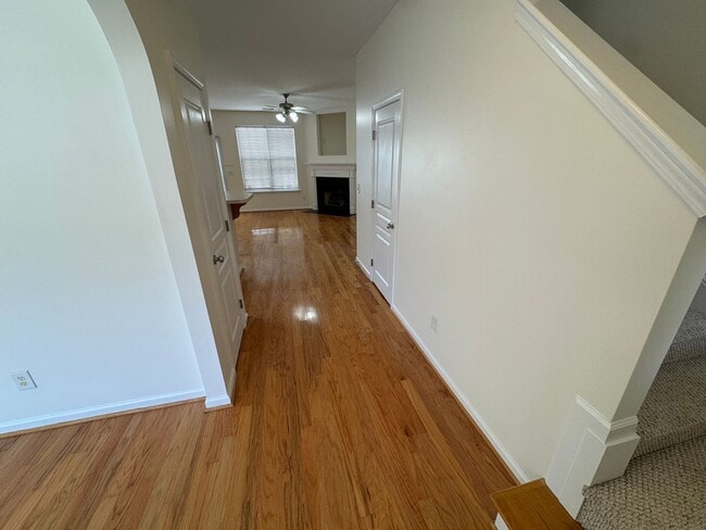 Foto del edificio - Spacious South Durham Townhouse!