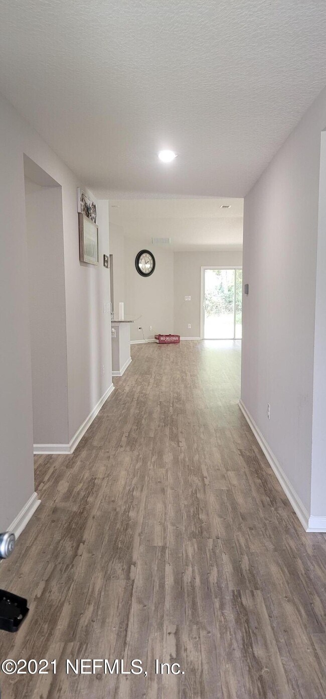 7747 Sunnydale Ln, Jacksonville, FL 32256 House for Rent in