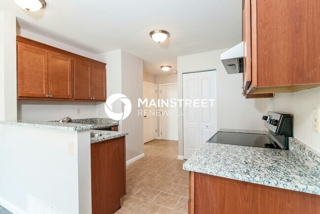 Building Photo - 3 Bedroom Pet-Friendly Home in Florissant,...