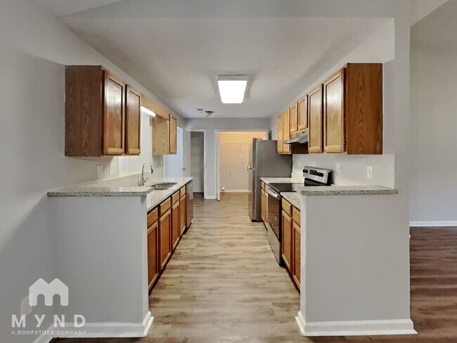 Foto del edificio - 5995 Homestead Cir