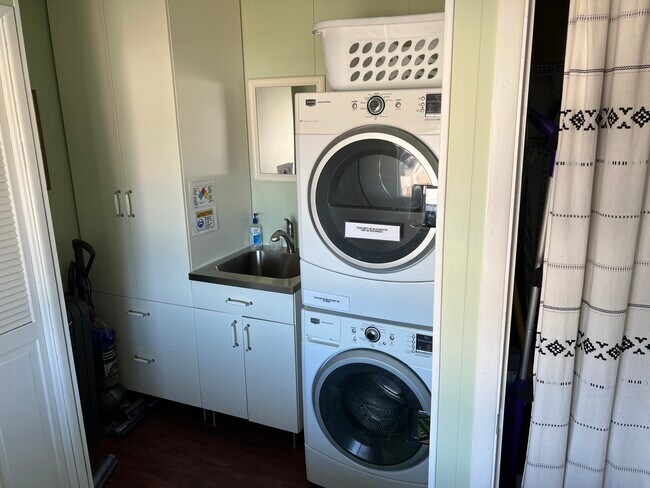 Photo - 4071 Homestead Dr