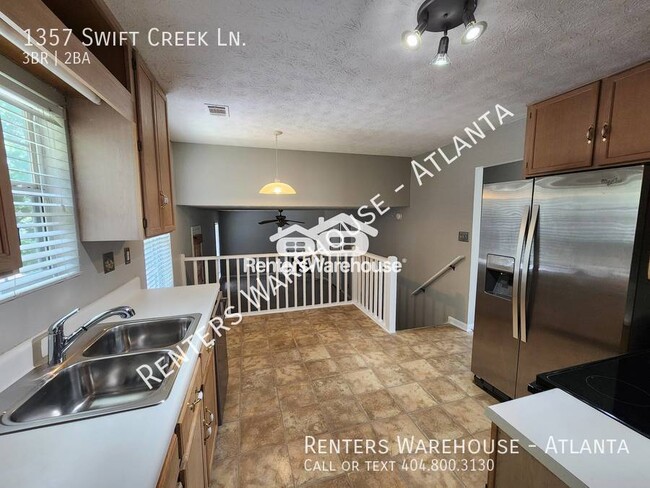 Building Photo - Discover comfort and convenience in your n...