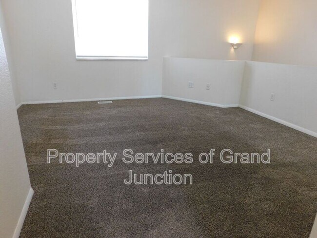 Foto del edificio - 2776 Grant Ct