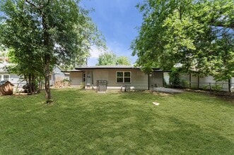 Building Photo - 6515 Beekman Rd