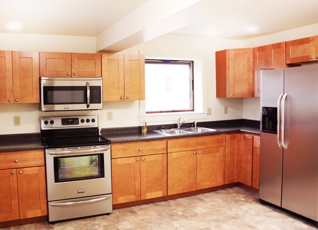 Photo - 1056 North Ave House