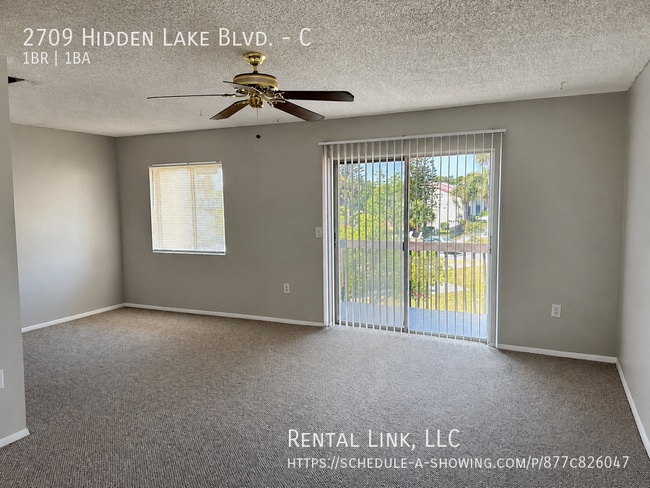 Building Photo - 2709 Hidden Lake Blvd