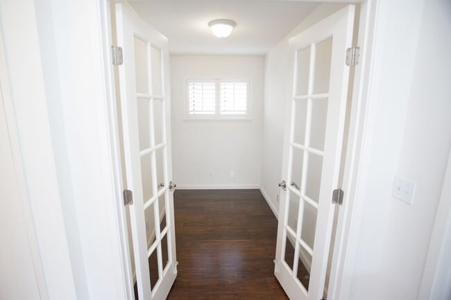 Building Photo - 95-1022 Molakea St # 13