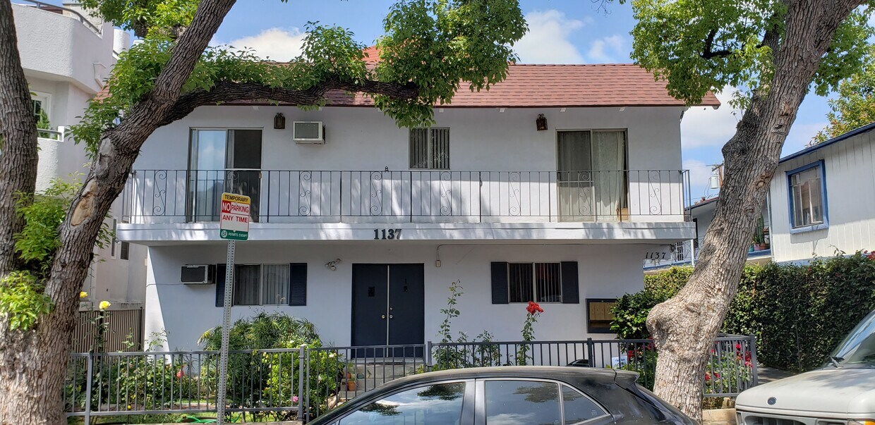1137 N Formosa Ave Unit 3, West Hollywood, CA 90046 Apartments in