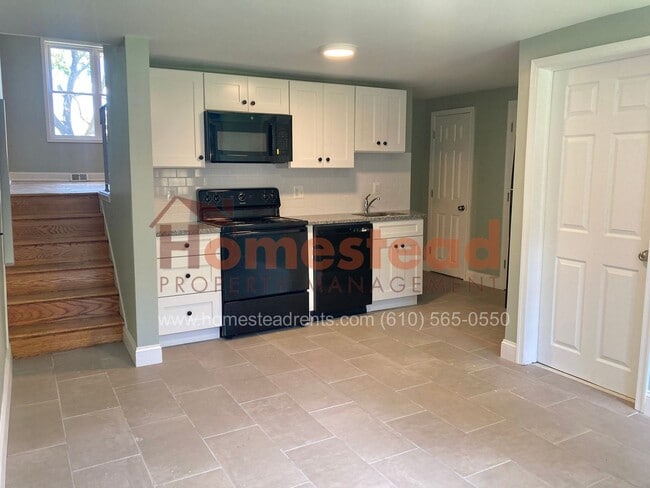 Building Photo - LINWOOD HOME FOR RENT