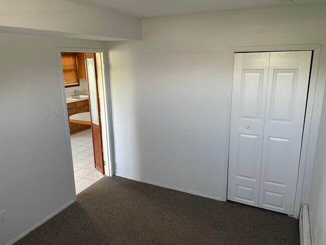 Bedroom - 29 Monroe Pl