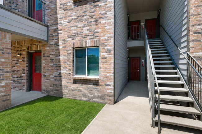 Foto del edificio - 516 E Hazelwood St