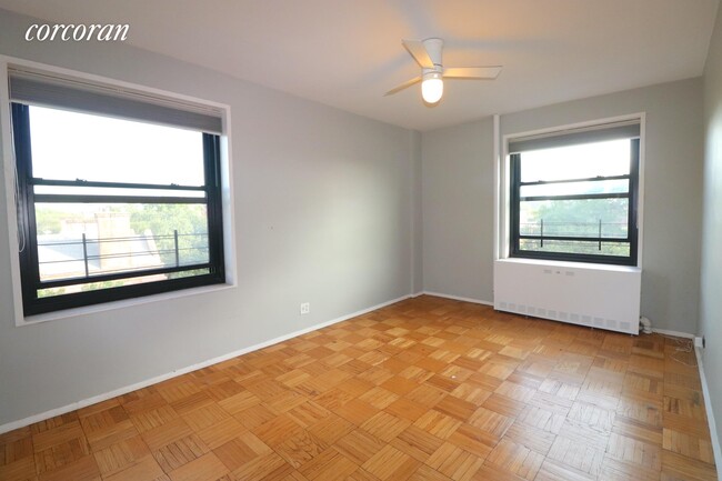 Foto del edificio - 209 Clinton Ave