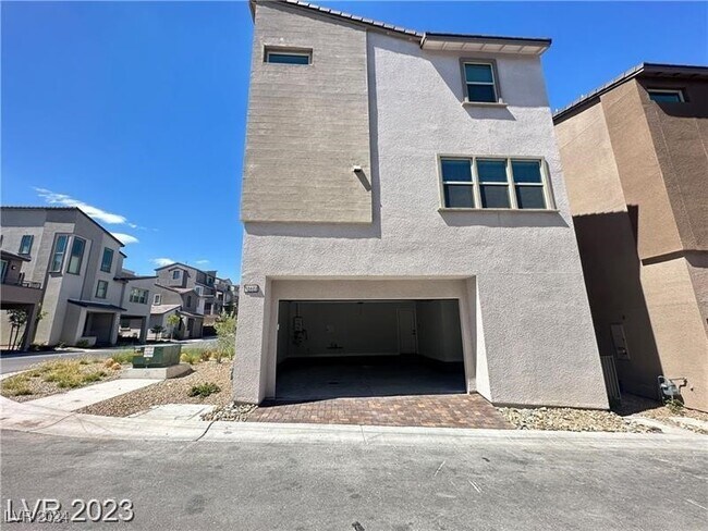 Building Photo - 11611 Earth Stone Ave