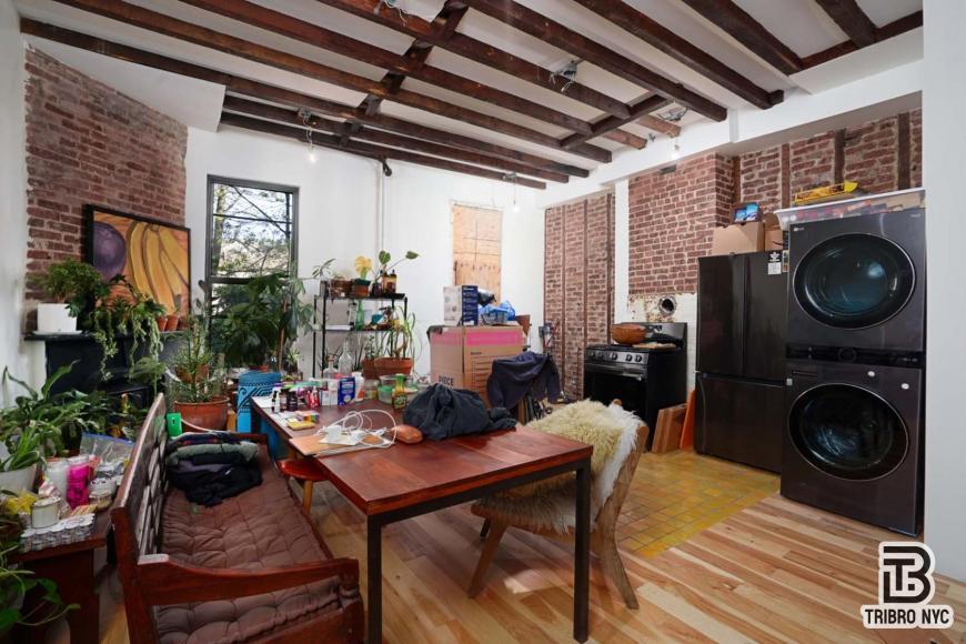 Primary Photo - 5 bedroom in Flushing NY 11385