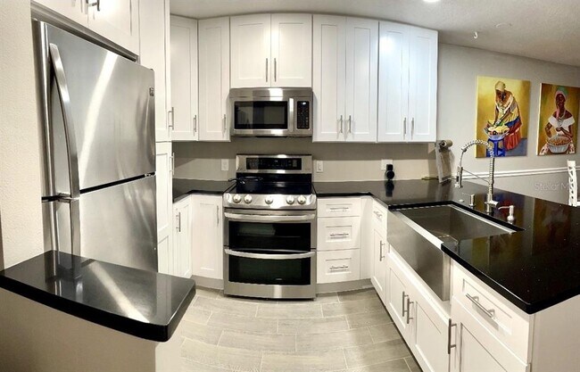 Foto del edificio - 5171 Lazy Oaks Dr