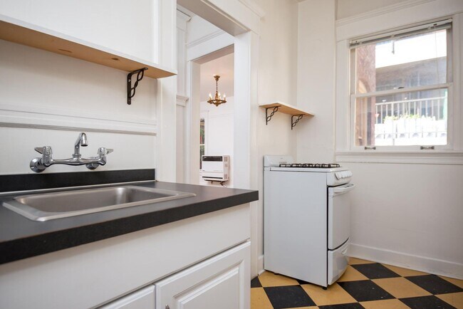 Foto del edificio - 2190 W Burnside St