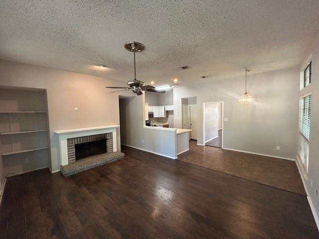 Foto del edificio - 7709 Radford Cir