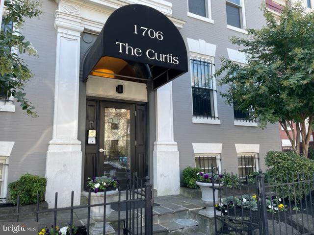 Primary Photo - 1706 U St NW