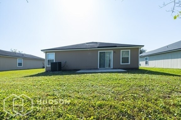 Building Photo - 10239 Driftwood Hills Dr
