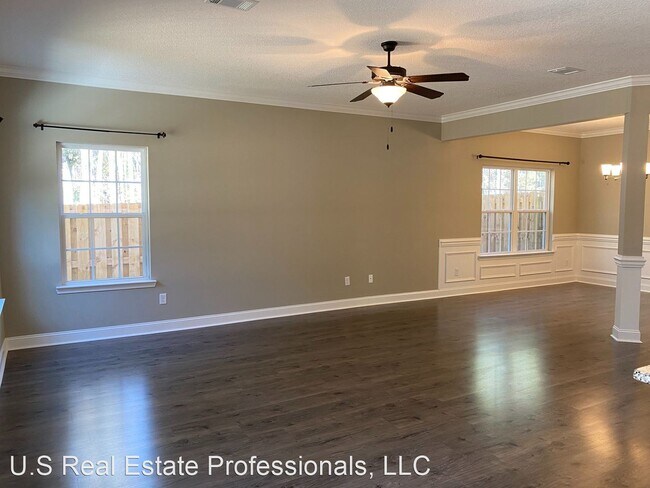 Foto del edificio - 3 br, 2.5 bath House - 160 Hamlet Ct