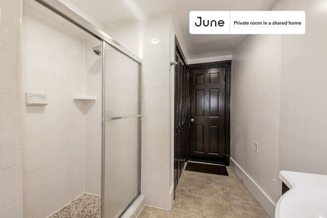 Foto del edificio - Room in Shared 3 bed/2 bath home in Capitol Hill