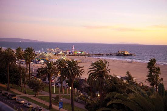 Santa Monica Beach - 2311 4th St