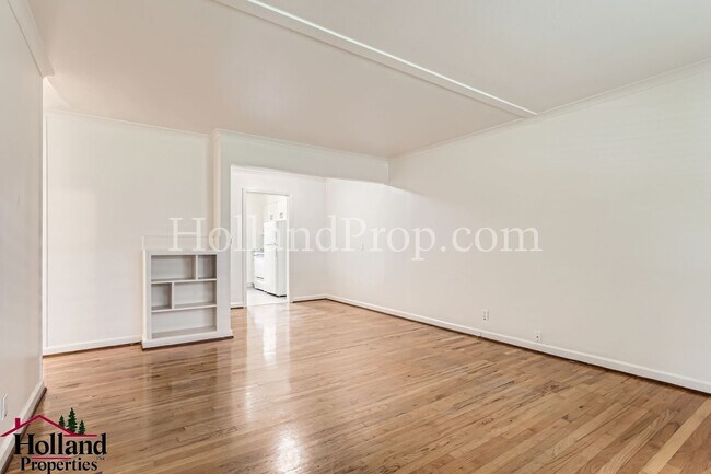 Foto del edificio - 5th 224-232 -Reside with me LLC