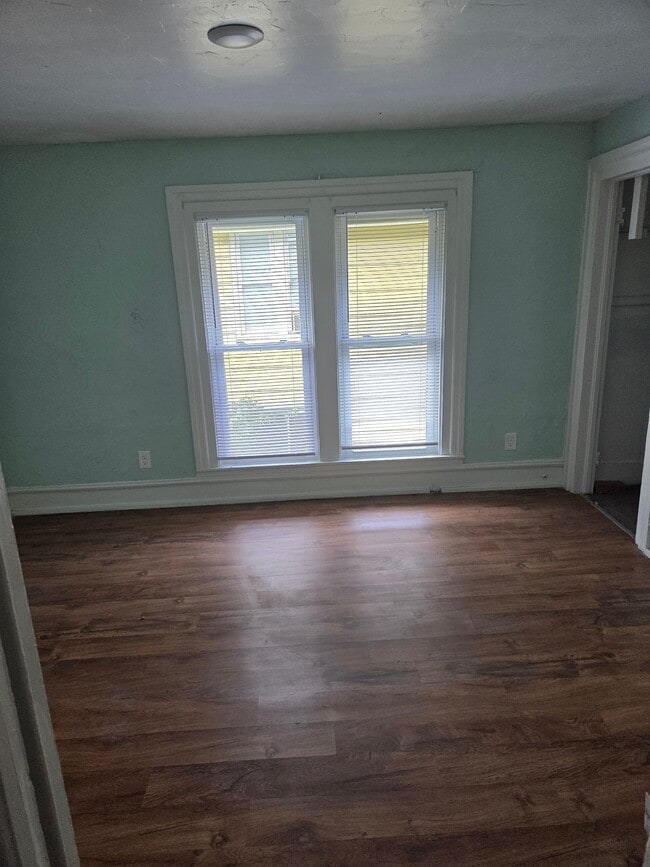 Photo - 524 N Walnut St Townhome