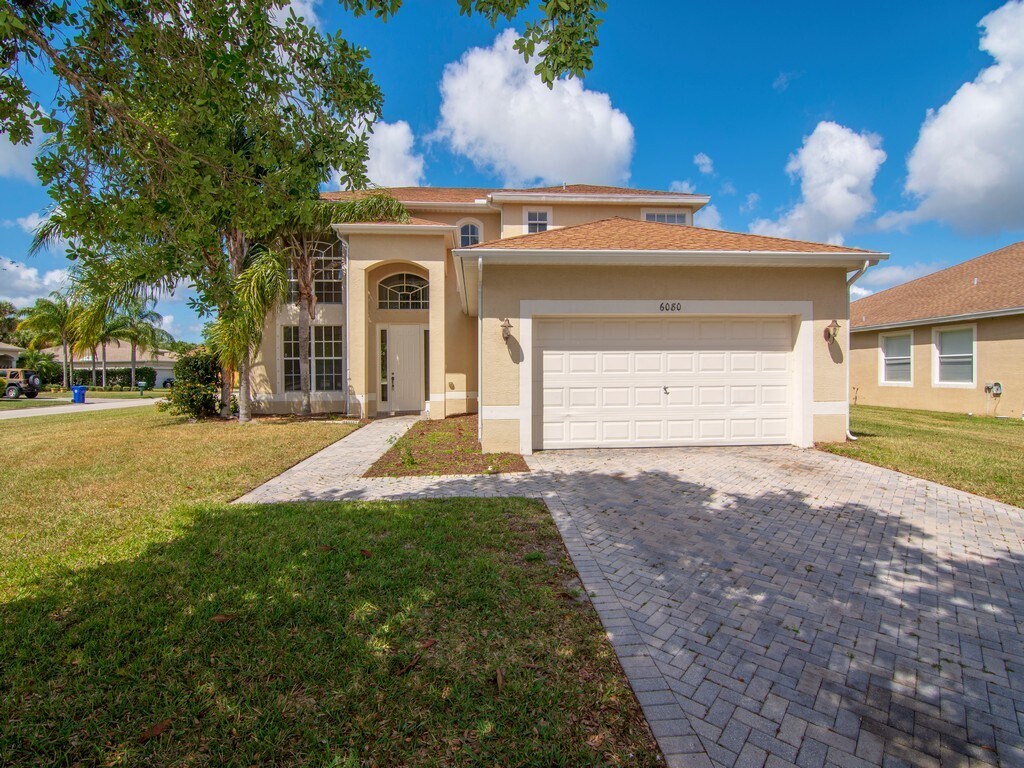 Foto principal - 6080 45th Pl